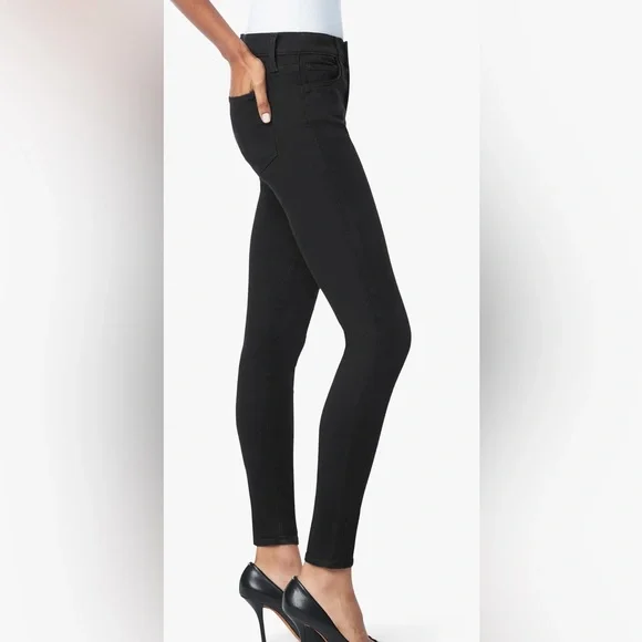 NWT Joe’s Jeans The Icon Mid Rise Skinny Ankle Flawless Jeans